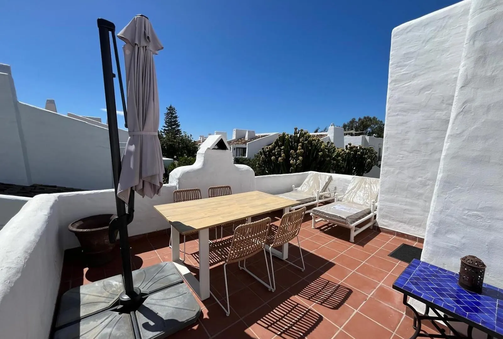 Villa Estepona - Playa - 2 Dormitorios Con Terraza Solarium Mi2